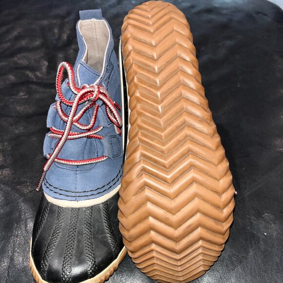SOREL OUT 'N ABOUT WATERPROOF ANKLE DUCK RAIN BOOTS in RED WHITE & BLUE EUC W 8 - Picture 7 of 13